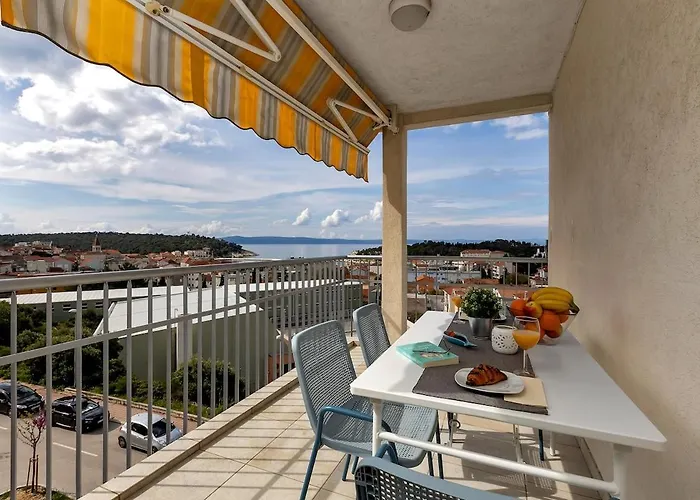 Apartman Center, Beach, Great Sea View, Value4money